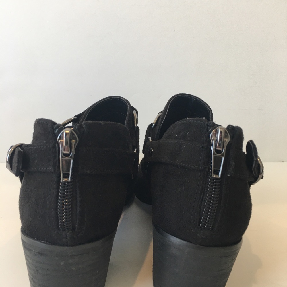 Carlos Santana Pointer Bootie Pointed Toe New - image 3